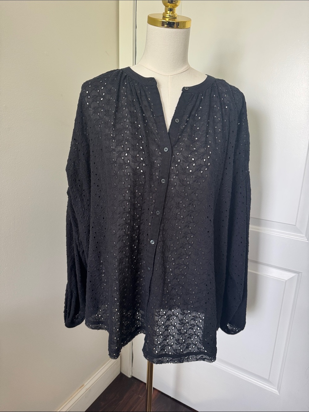 Free people Black Eyelet Button-Front Women’s Top
